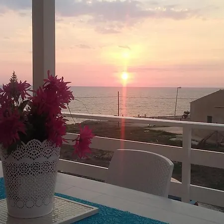 Hébergement de vacances Vista Mare Tra I Luoghi Di Montalbano *