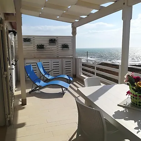 Hébergement de vacances Vista Mare Tra I Luoghi Di Montalbano Punta Secca