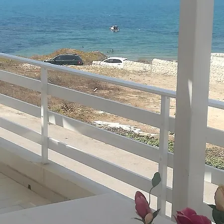 Vista Mare Tra I Luoghi Di Montalbano Punta Secca