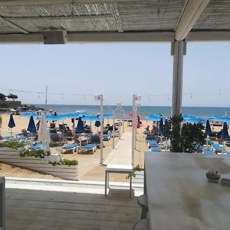 Vista Mare Tra I Luoghi Di Montalbano Hébergement de vacances *