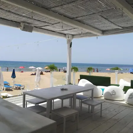 Vista Mare Tra I Luoghi Di Montalbano Hébergement de vacances *